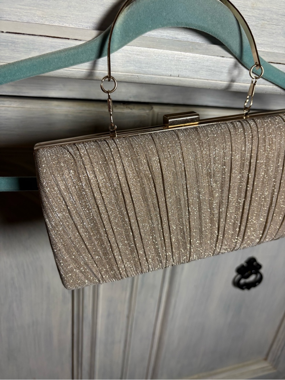 Champagne Metallic Shimmer Pleated Clutch Handbag Cocktail Party Wedding - Picture 4 of 7